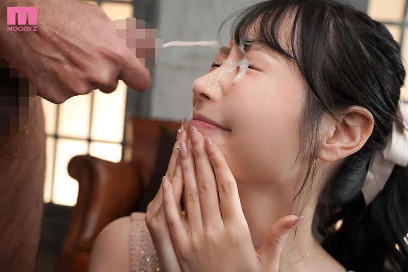 Re:Born MOODYZ専属決定！きれいなお姉さんの顔にたっぷり顔射3本番 朝妃りお