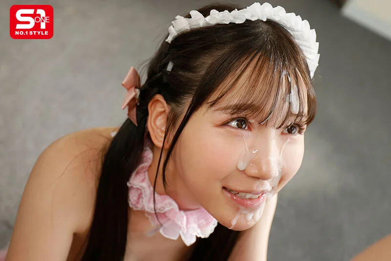 俺専属の超可愛いメイドは大量顔射がいっちばん喜ぶので、顔面ぶっかけSEXでたっぷり可愛がってやる! 三田真鈴